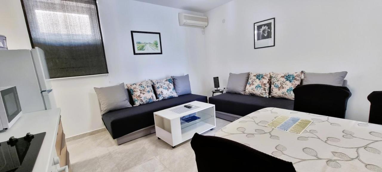 Apartment Tonci Новалья Экстерьер фото