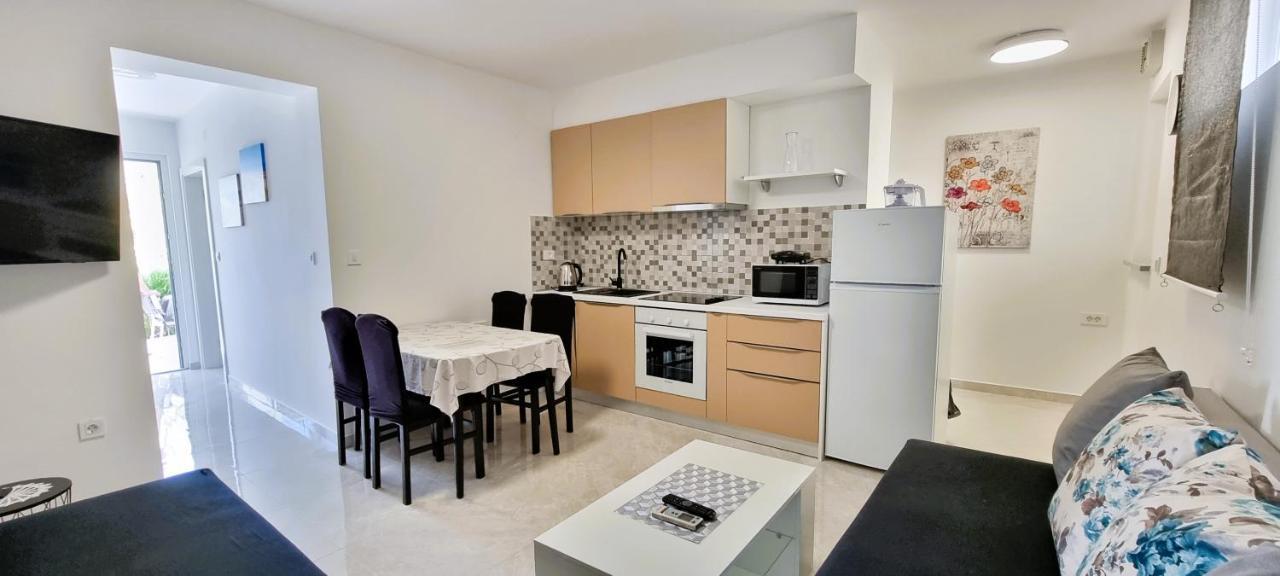 Apartment Tonci Новалья Экстерьер фото